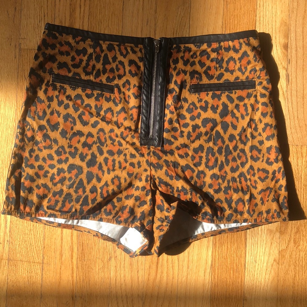 High raise cheetah shorts